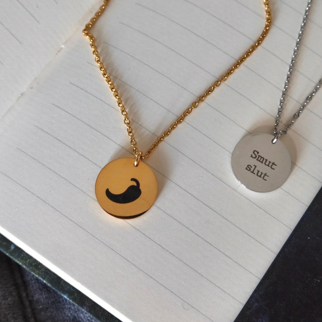 Smut Necklace - Image 2